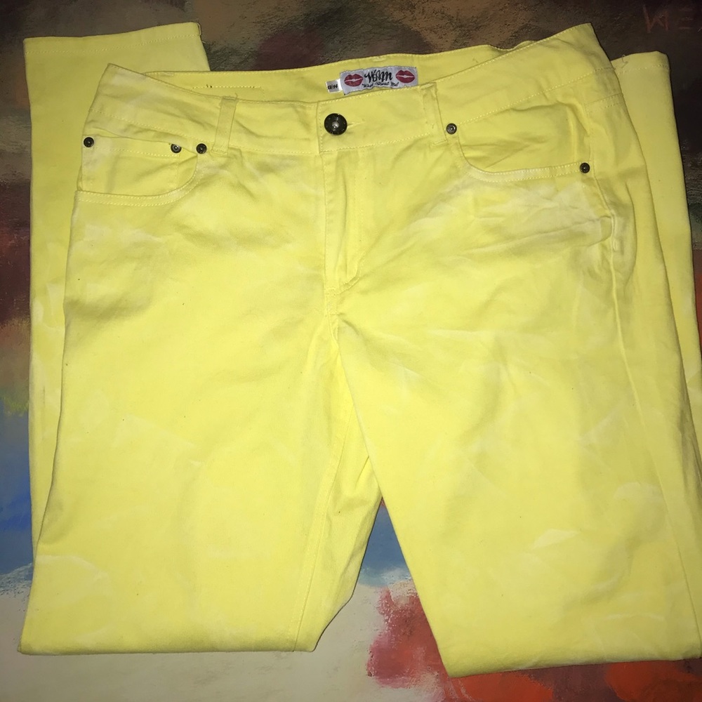 What About Me | Junior’s Yellow & White Pants